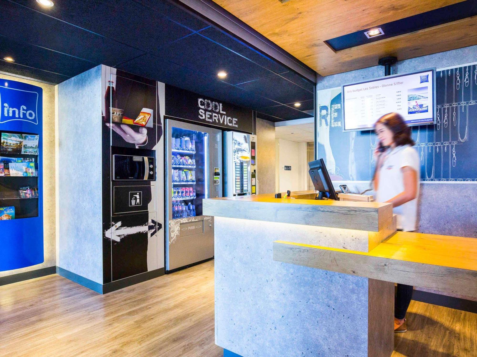 Ibis Budget Les Sables D'Olonne Exterior photo